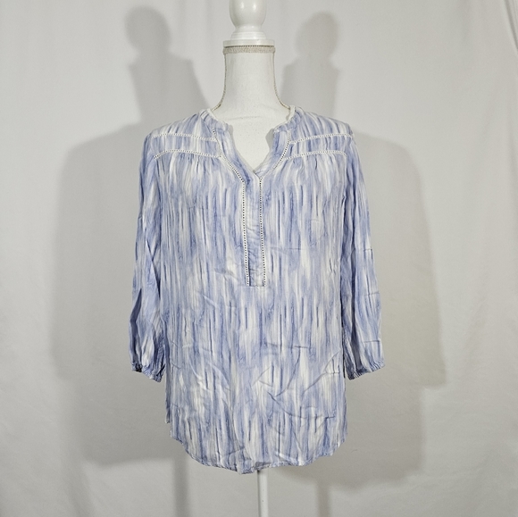 Intro. Blue 3/4 sleeve top womens size medium - Picture 1 of 9